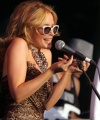 08465_celebrity_paradise_com_Kylie_Minogue_Watermill_17_122_456lo.jpg