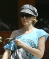 64235_Celebutopia-Kylie_Minogue_leaves_her_home_in_London-04_122_964lo.jpg