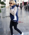 Kylie-Minogue-leaving-the-Cafe-Flore-in-Paris-03.jpg