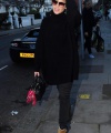 Kylie-Minogue-on-a-shopping-trip-in-London-21.jpg