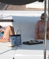 Kylie_Minogue_Candids_on_a_Boat_in_Portofino_July_13_2015_18.jpg