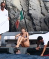 Kylie_Minogue_Candids_on_a_Boat_in_Portofino_July_13_2015_42.jpg