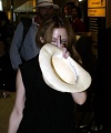 Minogue_arrives_at_Heathrow_Airport_1.jpg