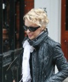 kylie-minogue-leaving-her-house-london-england-050408-r-lawrence-C0C9T5.jpg