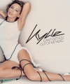 Kylie-Sing33CantGetYouOutOfMyHead.jpg